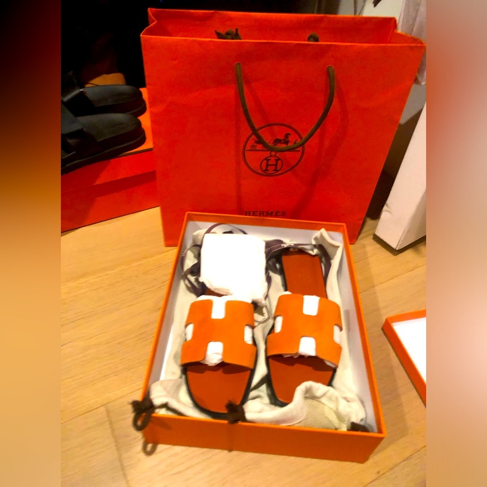 SOLD-BNIB Hermes Oran Sandals Orange